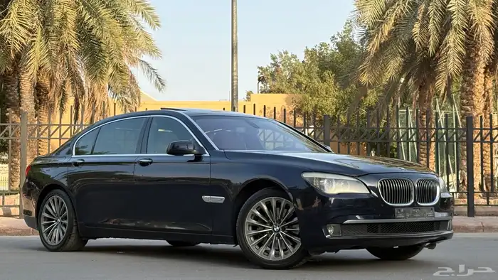 بي ام دبليو 740Li 2010 ( منوة المستخدم . ممشى قليل ) 8