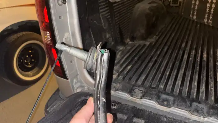 مقصات سييرا سلفرادو يوكن تاهو جمس شفروليه وكاله 3