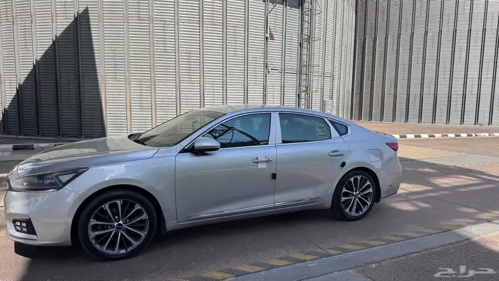 كيا كادينزا 2018 للبيع 2