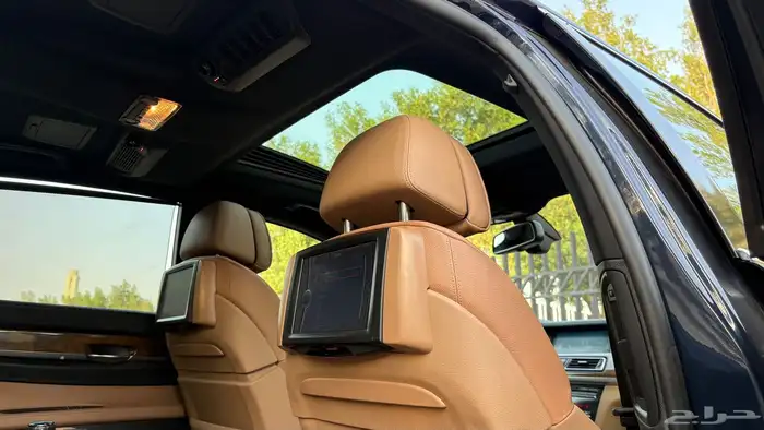 بي ام دبليو 740Li 2010 ( منوة المستخدم . ممشى قليل ) 49