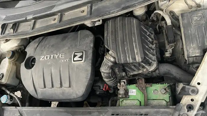 زوتي z300 قطع غيار فقط السياره في البحرين 16