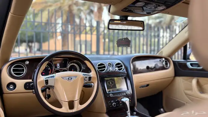 بنتلي كونتيننتال فلاينج سبير 2012 ( مخزن ) 37