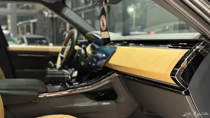 رنج روفر سبورت 2025 Se 7