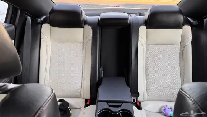 تشارجر 2018 SXT plus 41