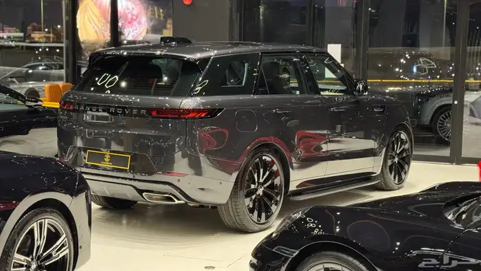 رنج روفر سبورت 2025 Se 1