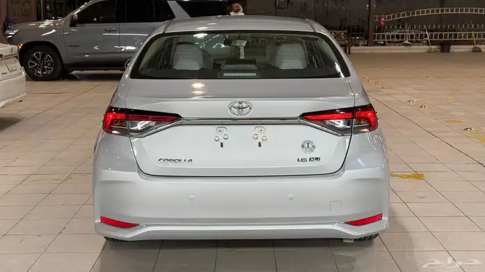 تويوتا كورولا 2020 مخزن نص فل عداد87 الف تبارك الله 5