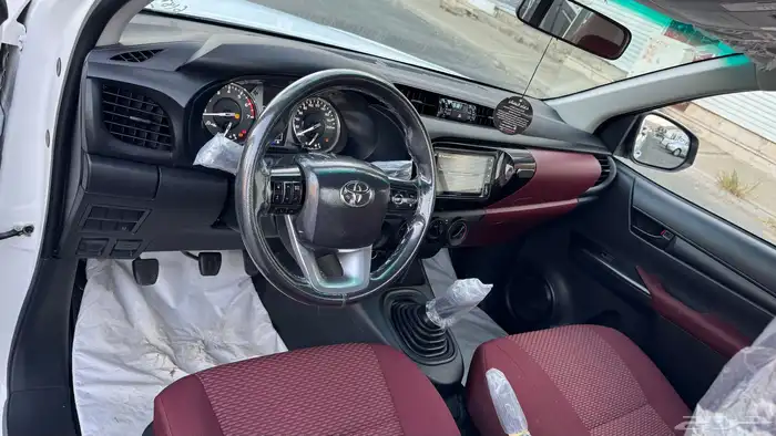 هايلوكس غماره بنزين 2023 7