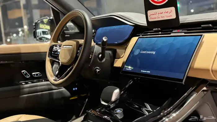 رنج روفر سبورت 2025 Se 8