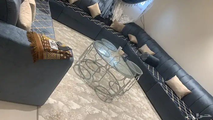 كنب للبيع مع ستارة وفرشة الكنب تفصيل وليس جاهز 0