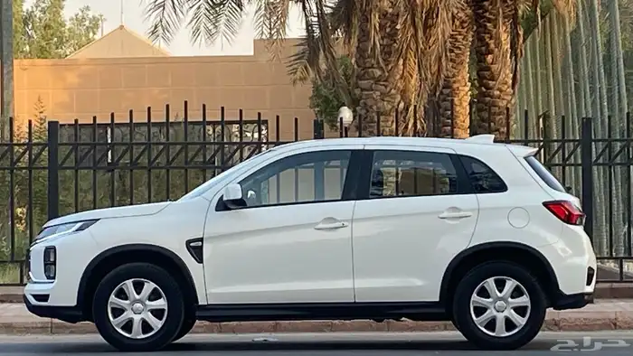 ميتسوبيشي   ASX   2022 استاندر 8