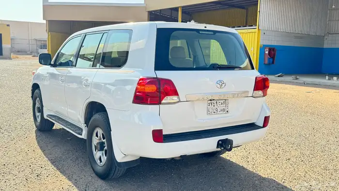 لاندكروزر 3