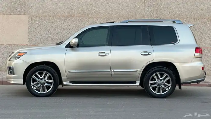 جيب لكزس 2014 7