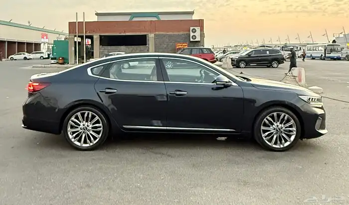 كيا كادينزا 2020 ( بنزين ) فل كامل بدون بانوراما للبيع 7