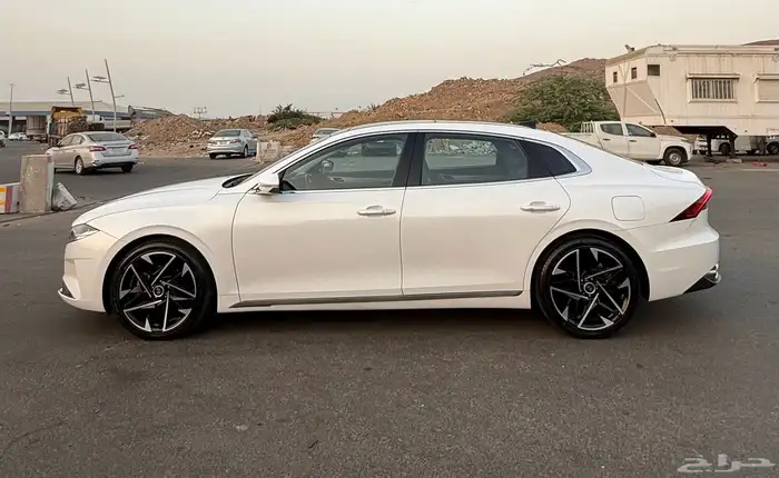 هونداي ازيرا 2021 ( بنزين ) فل كامل شبه جديدة للبيع 6