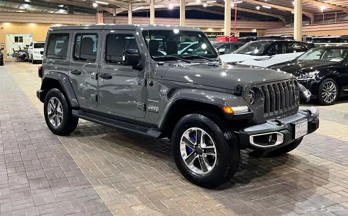 جيب رانجلر 2023 صحاري فل كامل 6 سلندر نظيف جدااا 2