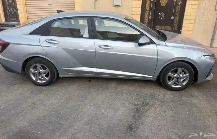 أكسنت 2025 للبيع 2