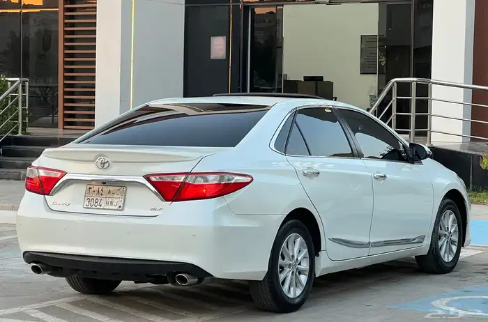 تويوتا كامري 2016 فل كامل (بحالة ممتازة) 8