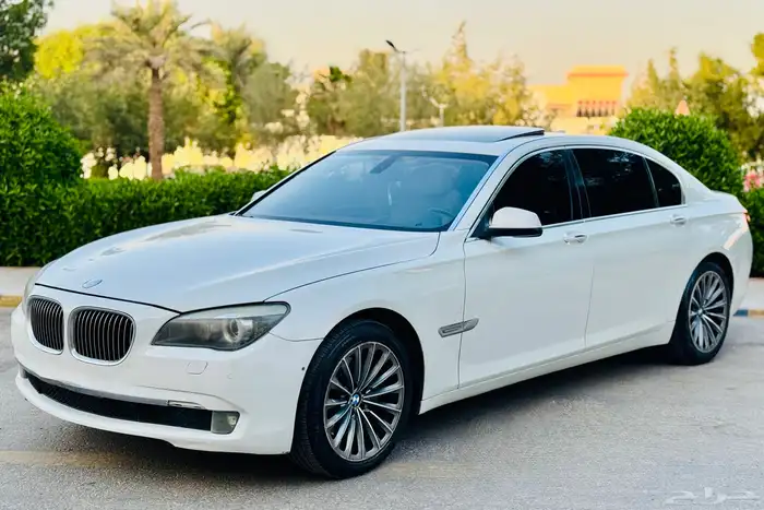 بي ام دبليو ((2010))740فل كامل 2