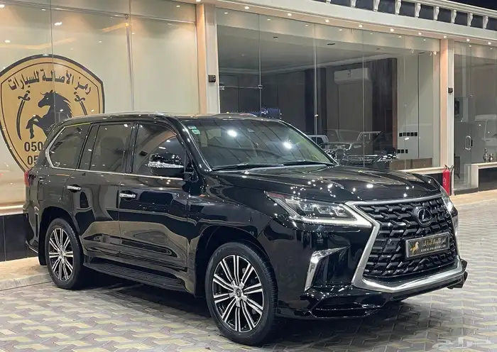 جيب لكزس ال اكس 570 موديل 2020 0