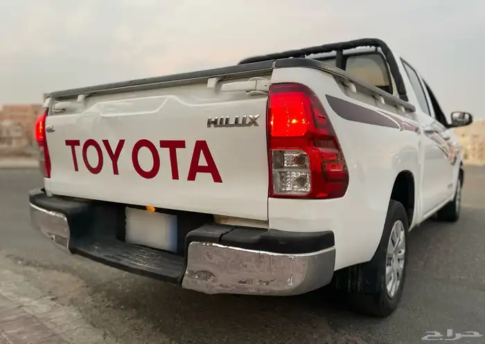 تويوتا - هايلوكس - غمارتين - سعودي - 2016 - مخزن 4