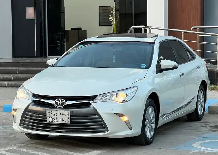 تويوتا كامري 2016 فل كامل (بحالة ممتازة) 0