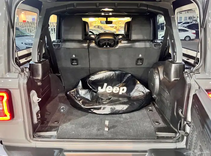 جيب رانجلر 2023 صحاري فل كامل 6 سلندر نظيف جدااا 28