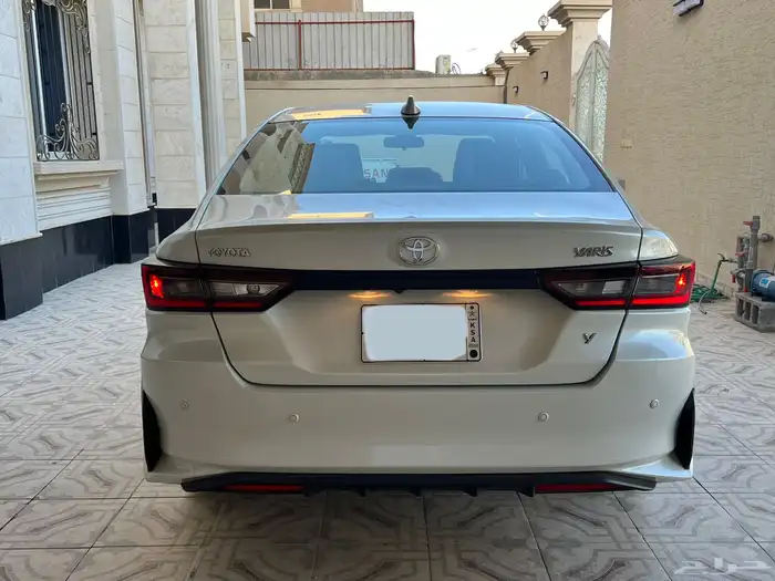 تويوتا يارس 2024 عداد قليل 5