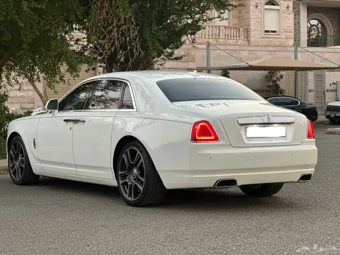 للبيع رولز رويس غوست 2017 7