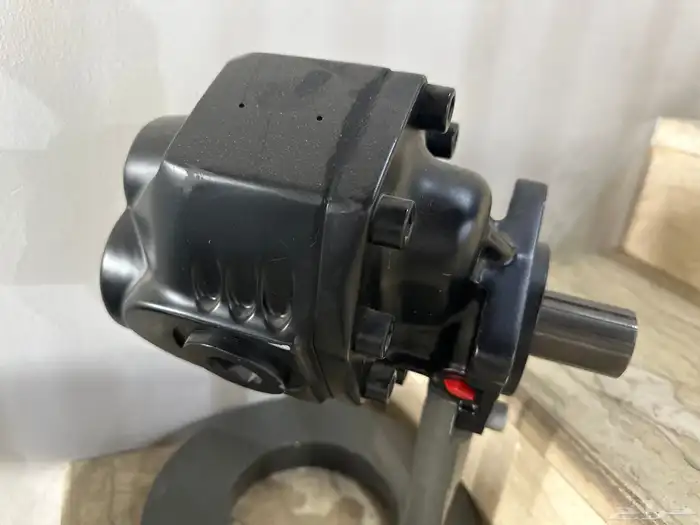 طرمبات وبلف هيدروليك بينتا 4