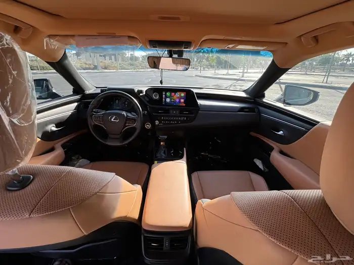لكزس ES 300h 2024 للبيع 6