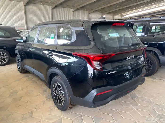 كيا كارينز استندر سعودي 2025 3