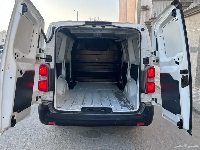 بيجو اكسبيرت 2022 ديزل تماتيك بضاعه نضيف محركات وكاله 9