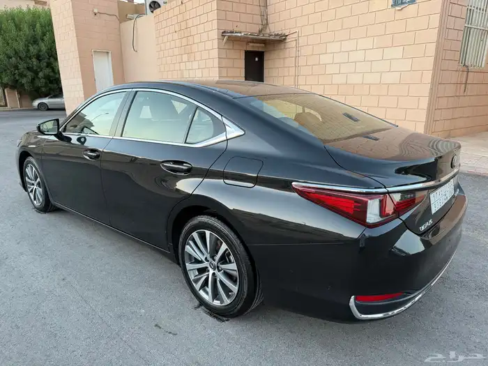 للبيع لكزس 2020 ES250 سعودي 7