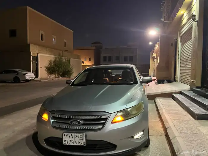 فورد تورس 2011 8