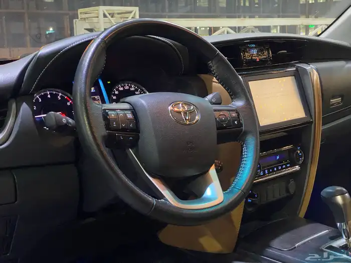 تويوتا فورتشنر V6 16