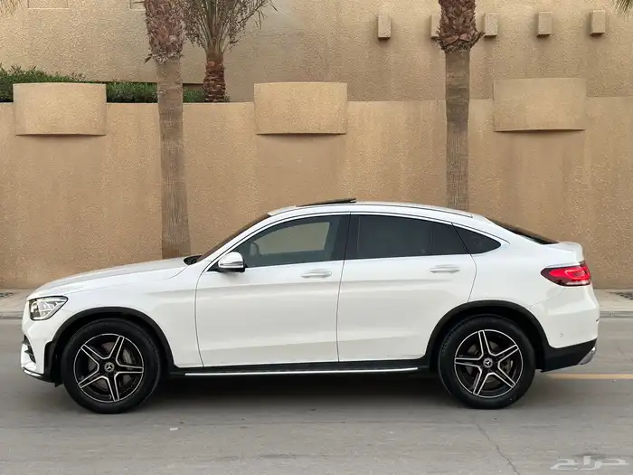 مرسيدس GLC200 كوب بحاله الوكاله ماشي 47 الف فقط 10