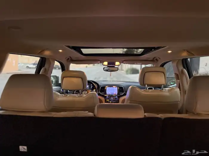 جيب جراند شروكي لميتد 2019 ممشى 34 الف 23