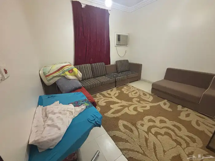 عفش قديم للتقبيل 1