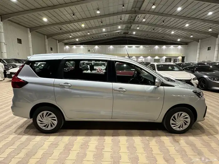 سوزوكي ارتيجا موديل 2024 7راكب 5