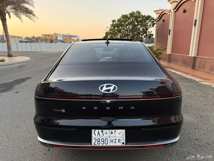 هونداي ازيرا كلاسيك 2025 سعودي شبه جديد 9