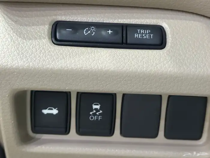 نيسان التيما موديل 2018 نظيف 8