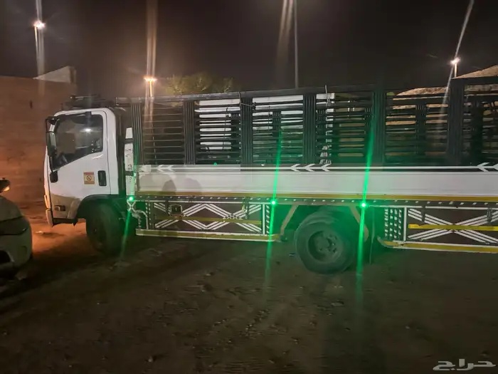 تشليح ديناء ايسوزو2010قطع غيار 4