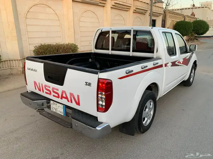 نسيان نافارا SE غمارتين 2014 نظيف جدا 7