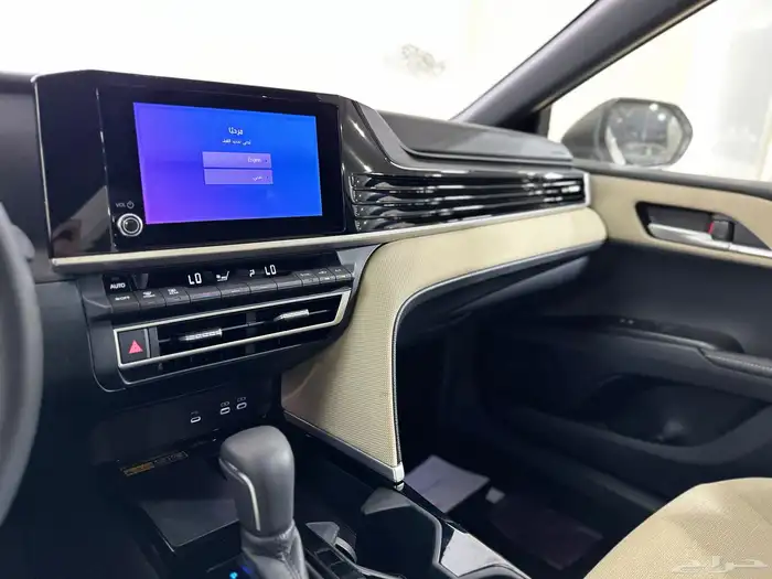 تويوتا كامرى le هايبرد م 2025 9