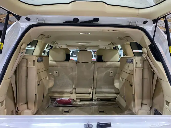 للبيع جيب VXS فل كامل 2016 هيدروليك بريمي عداد 74 الف 13