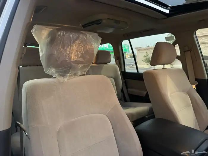 لاندكروزر 2009 فل كامل 8 سلندر 28