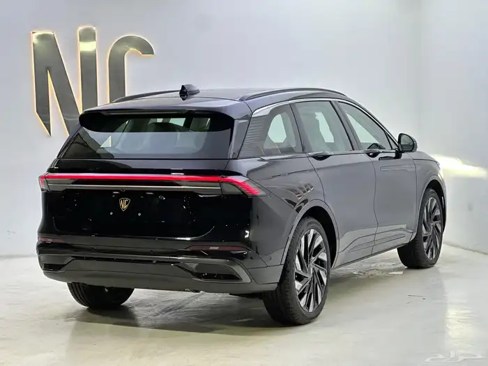 لينكون نوتيلوس 2024 ألوان أسود ضمان وصيانه مجانيه الناغي 3