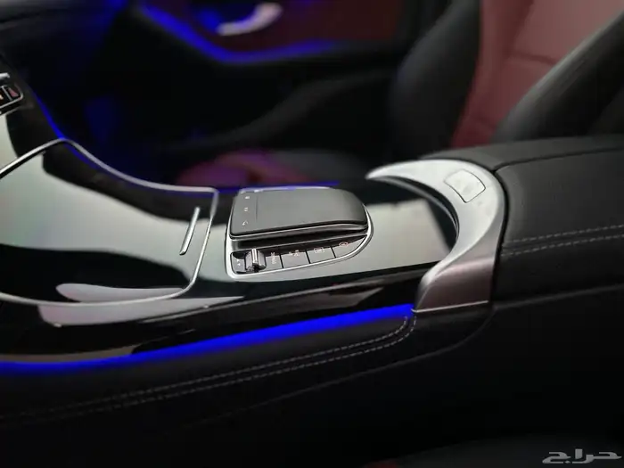 مرسيدس GLC200 كوب بحاله الوكاله ماشي 47 الف فقط 33