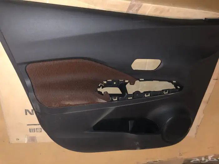 ديكور الباب امامي كيكس 2018-2021 أصلي وكالة 0