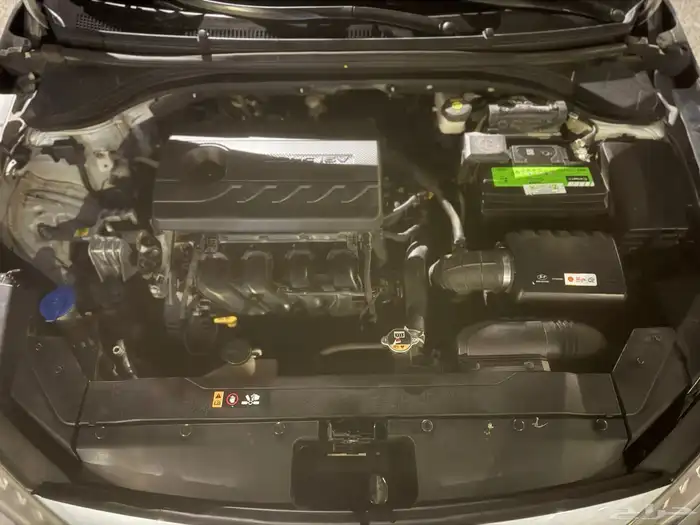 النترا مديل 2020 لون فضي 11